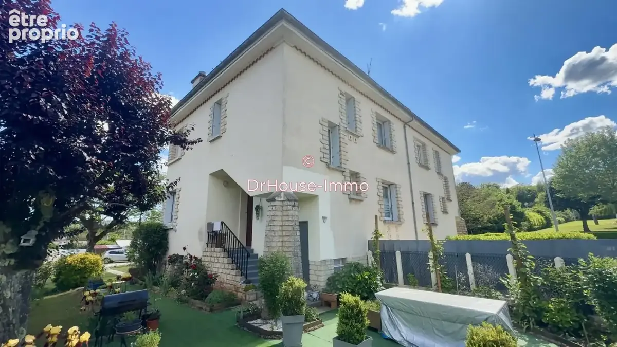 Maison 5 pièces 105 m² à vendre à Luzech (46140) - photo 10