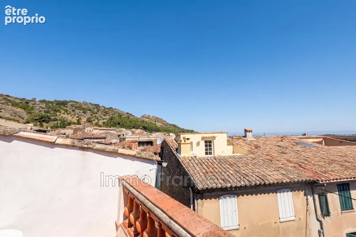 Maison à LA GARDE-FREINET