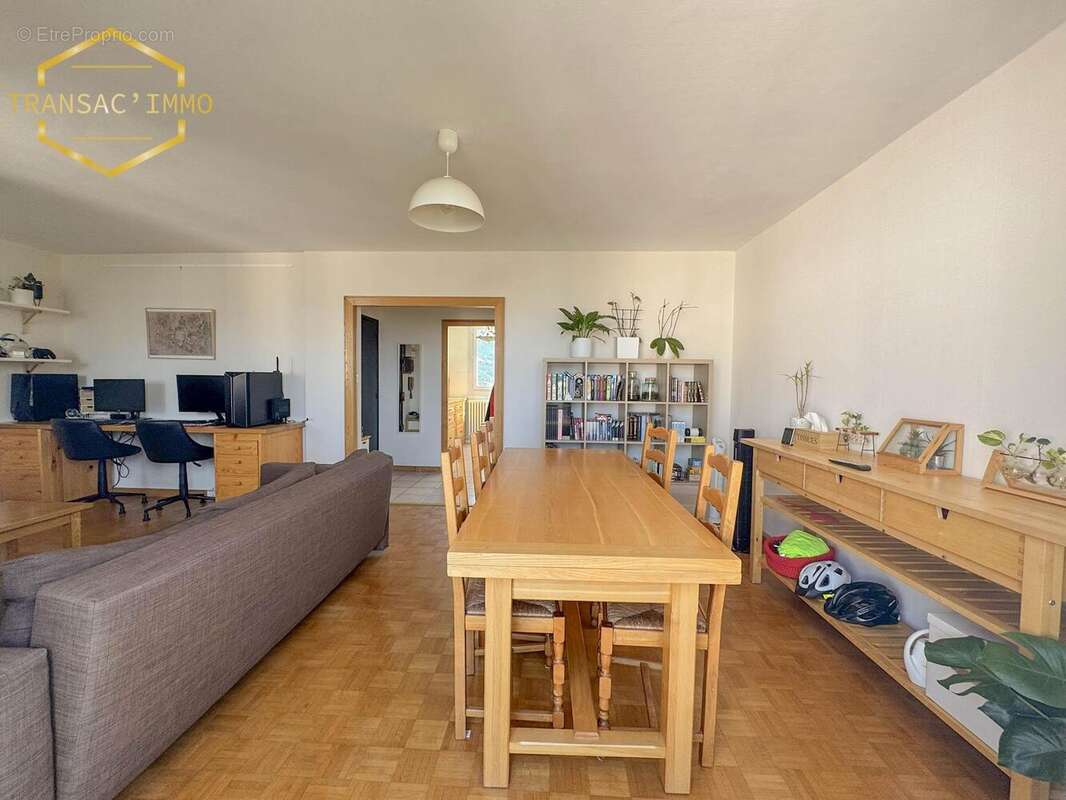 n°17 - Appartement à SAINT-MARTIN-D'HERES