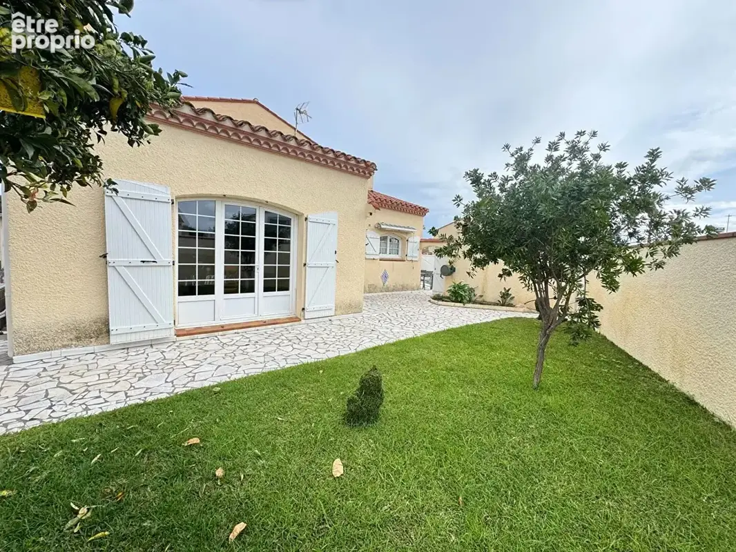 Villa 3 faces de 122 m² avec piscine - photo 3