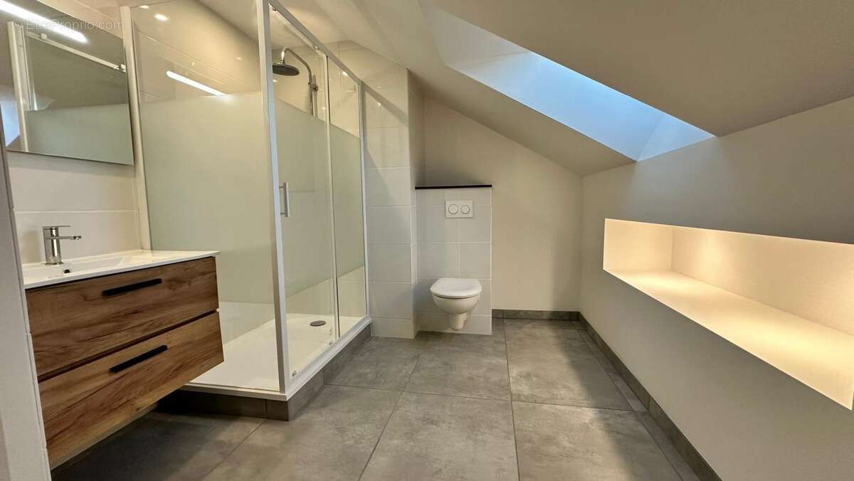 Maison à LE MONASTERE