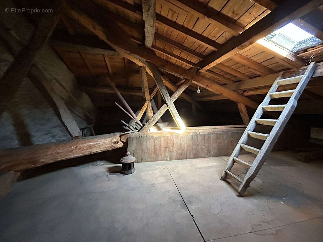 Maison à SAINT-MEDARD-EN-JALLES