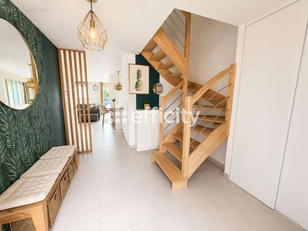Maison 90 m² à Saint-Armel  - photo 4