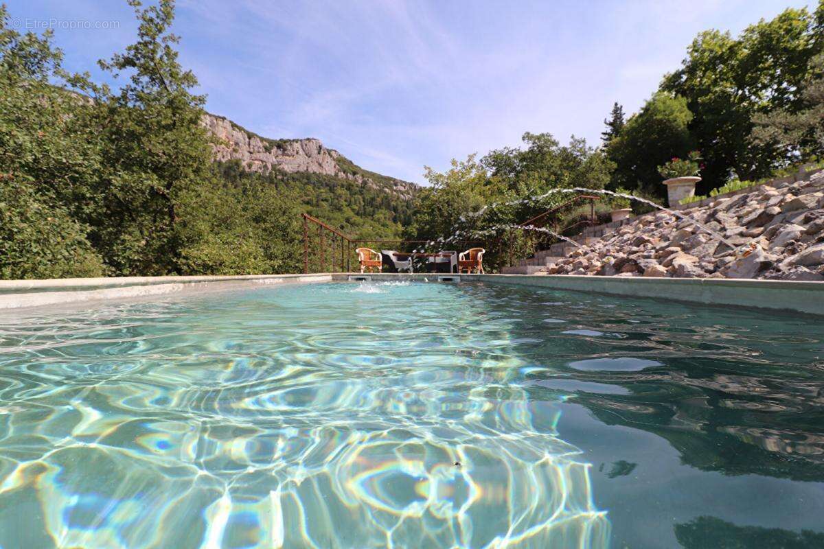 Maison 150 m² -Vue panoramique -Piscine -grand terrain -Extension possible - photo 2