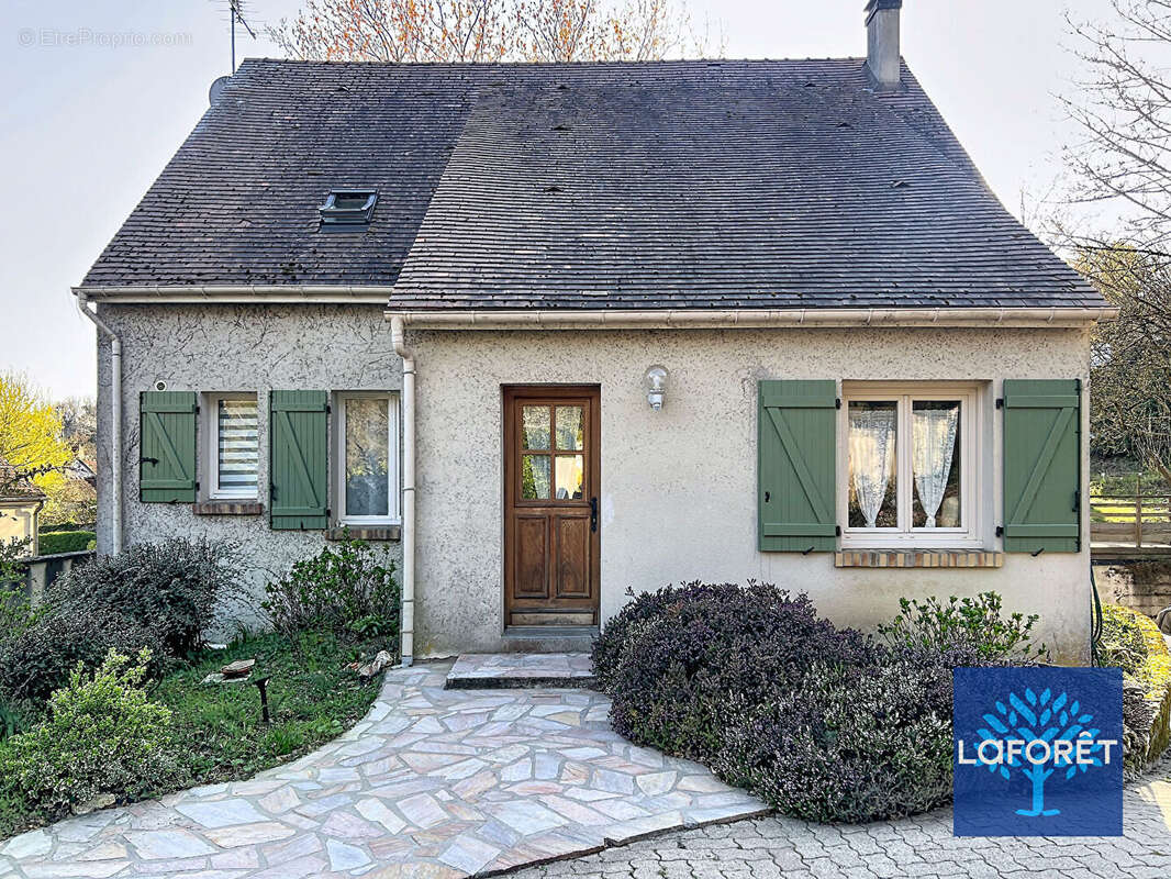 Maison Orveau 5 pièces 135 m2 - sous-sol total - 946 m² de terrain - photo 17