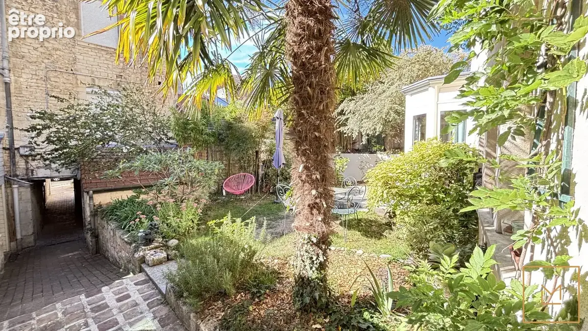 Maison 9 pièces 210 m² à vendre à Caen (14000) - photo 2