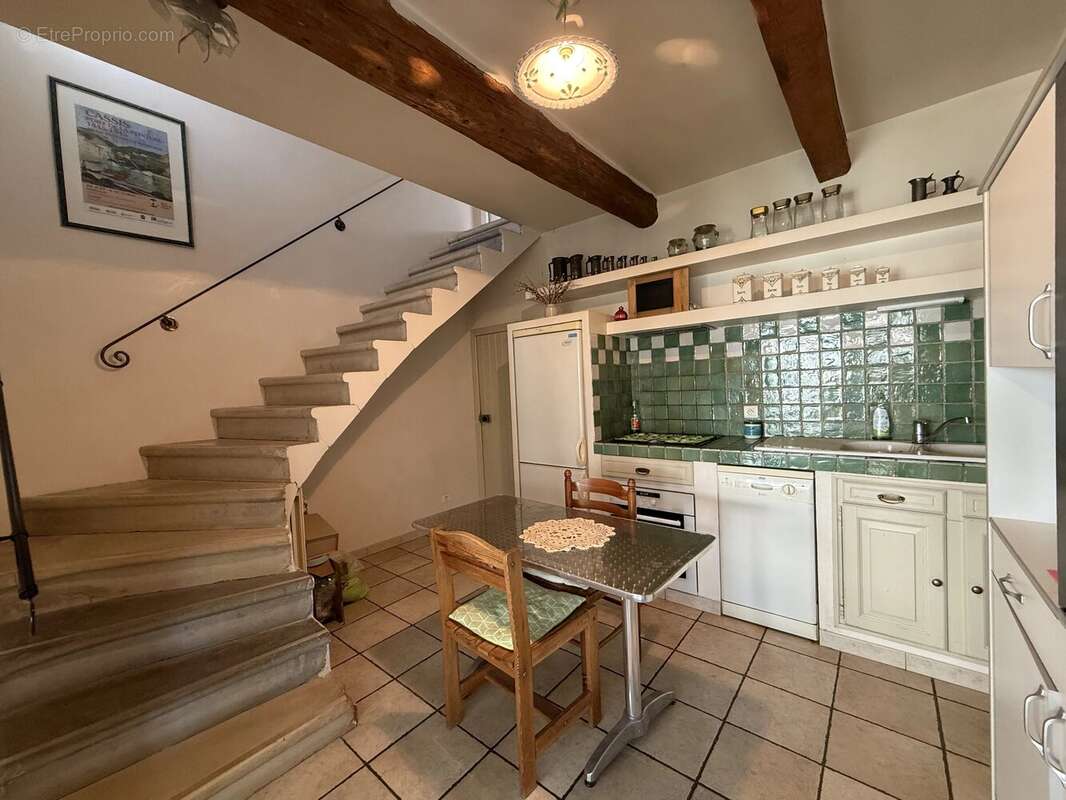 Maison à MONTELIMAR