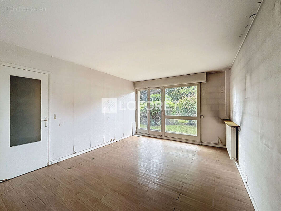 Appartement à BOURG-LA-REINE