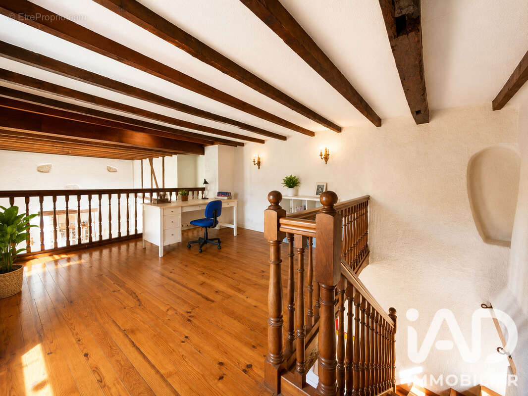 Maison 154 m² à Castres  - photo 3