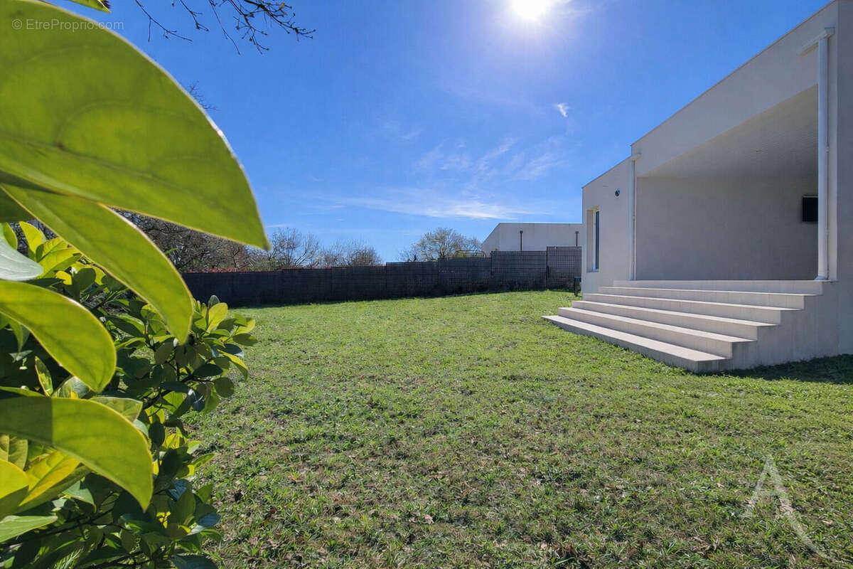 Maison familiale récente - 5 chambres - Garage - Grand terrain - photo 15