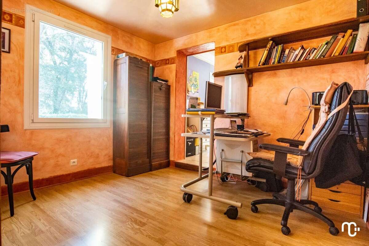 Maison à POURRIERES