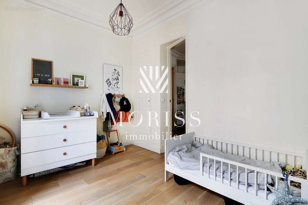 Appartement à PARIS-9E