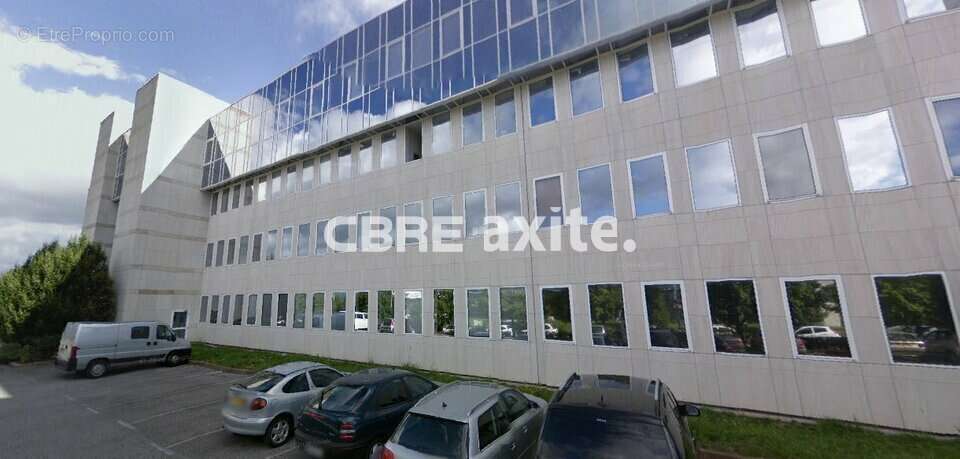 Commerce 629 m² à Archamps  - photo 4