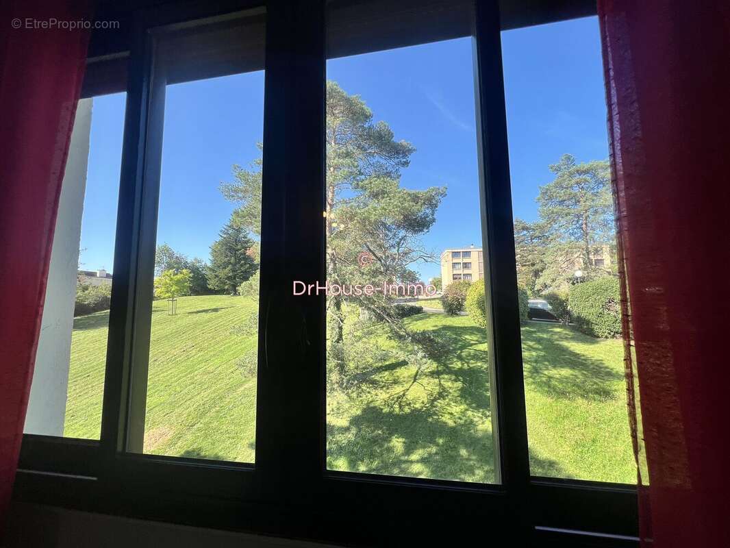 Appartement à CHAMPAGNE-AU-MONT-D'OR