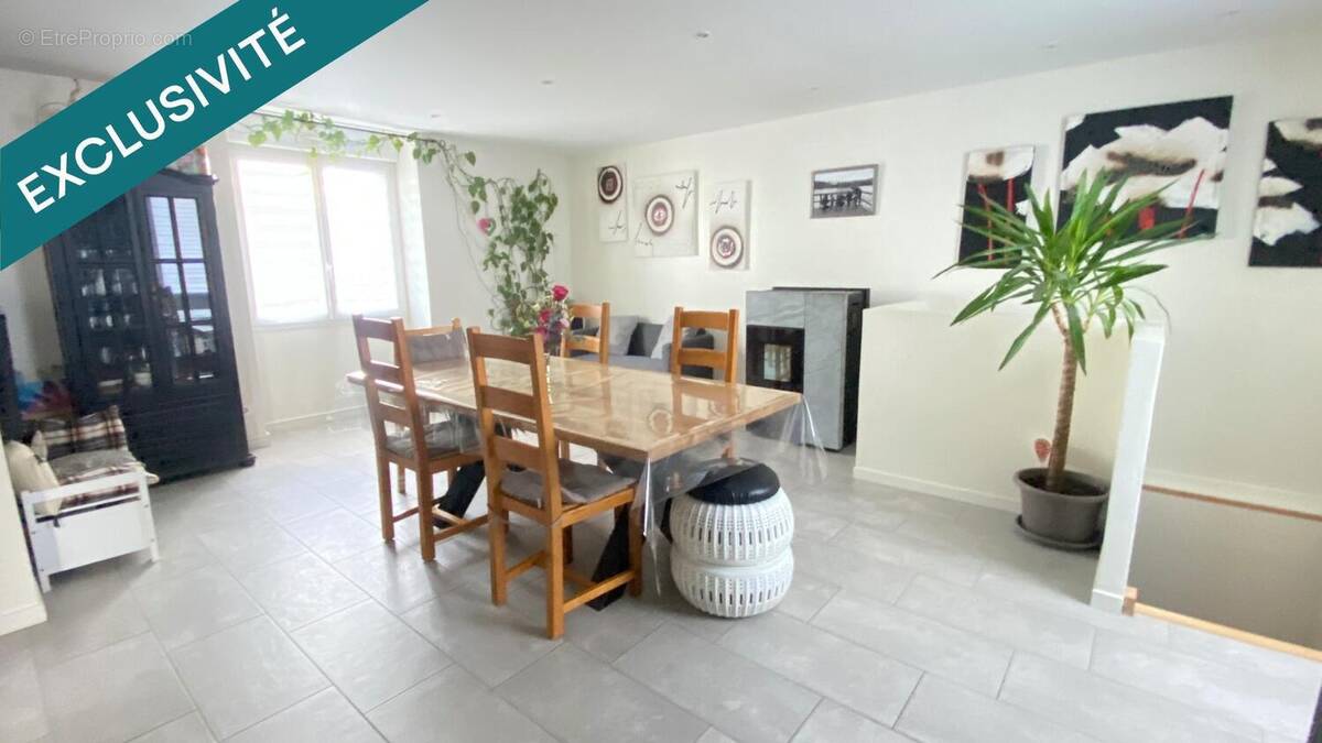 Photo 1 - Maison à PLUVIGNER