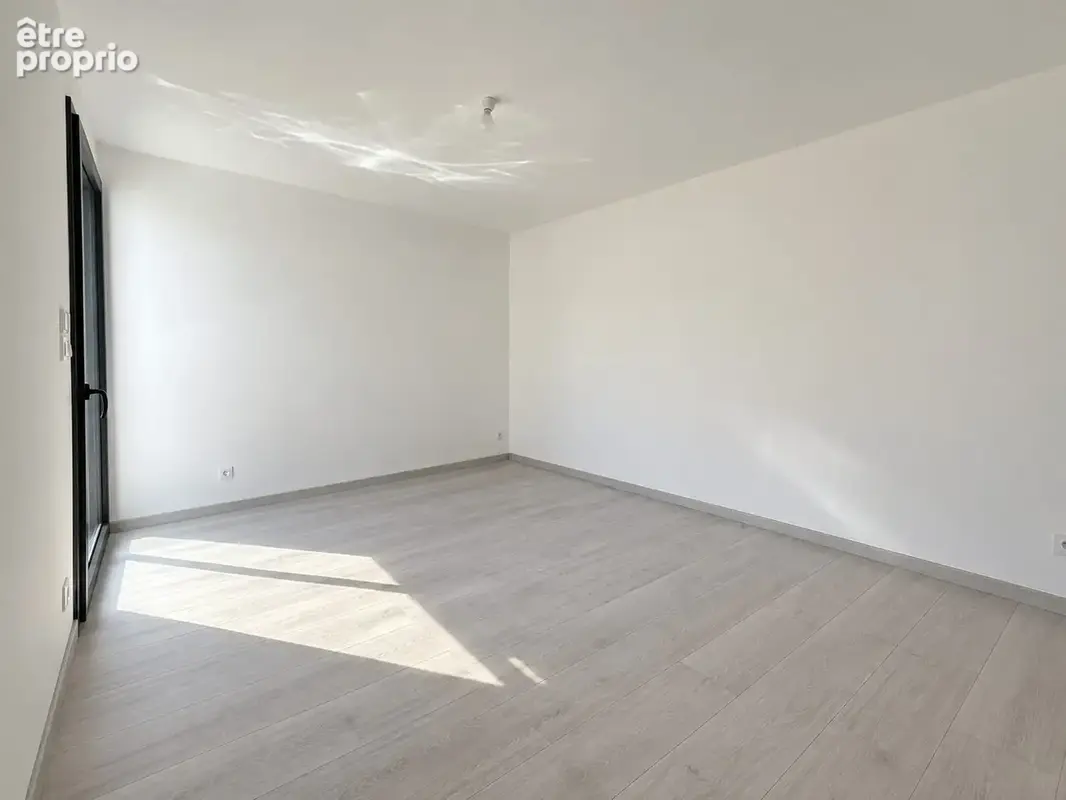 Maison 7 pièces 141 m² à vendre à Aizenay (85190) - photo 5