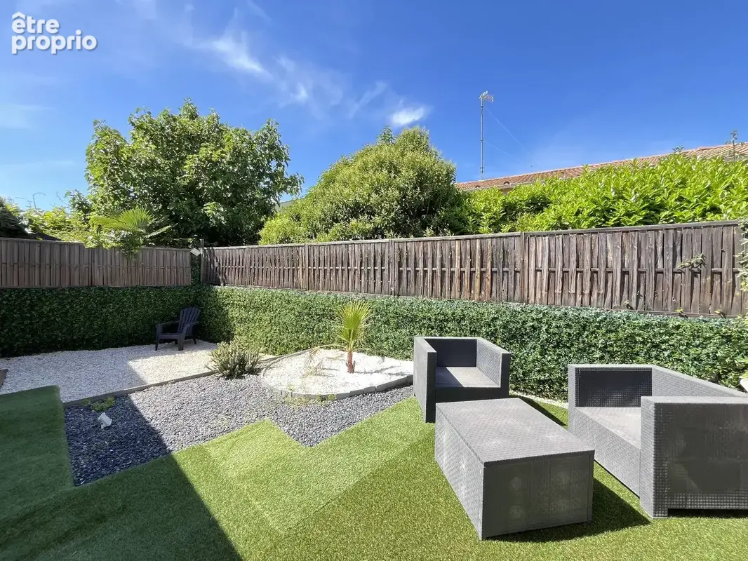BEZIERS - Maison rénovée avec jardin dans quartier recherché de La Crouzette - photo 9