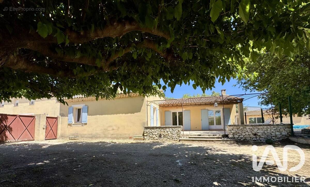 Photo 1 - Maison à VEDENE