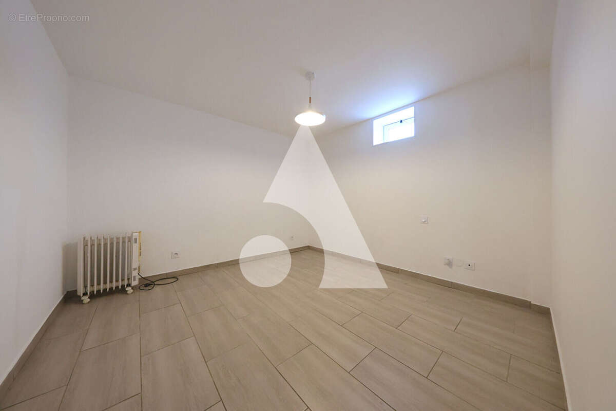 Maison à CORBEIL-ESSONNES