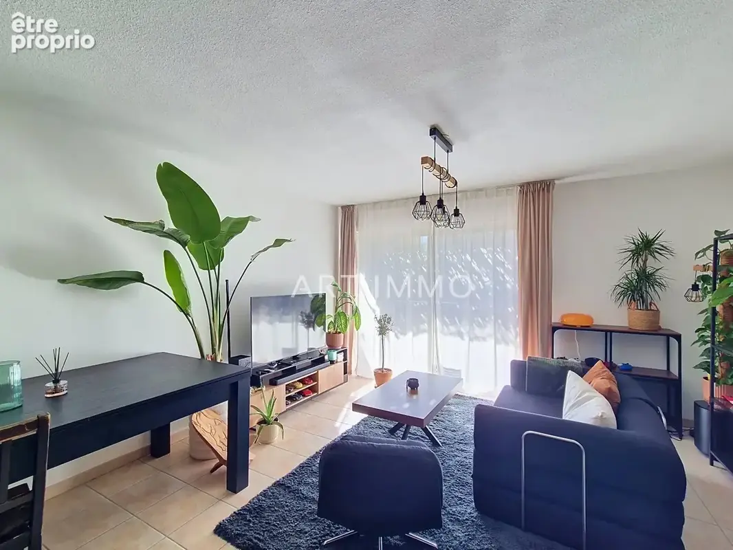 Maison a vendre avec bail en cours aux vigneres - photo 4