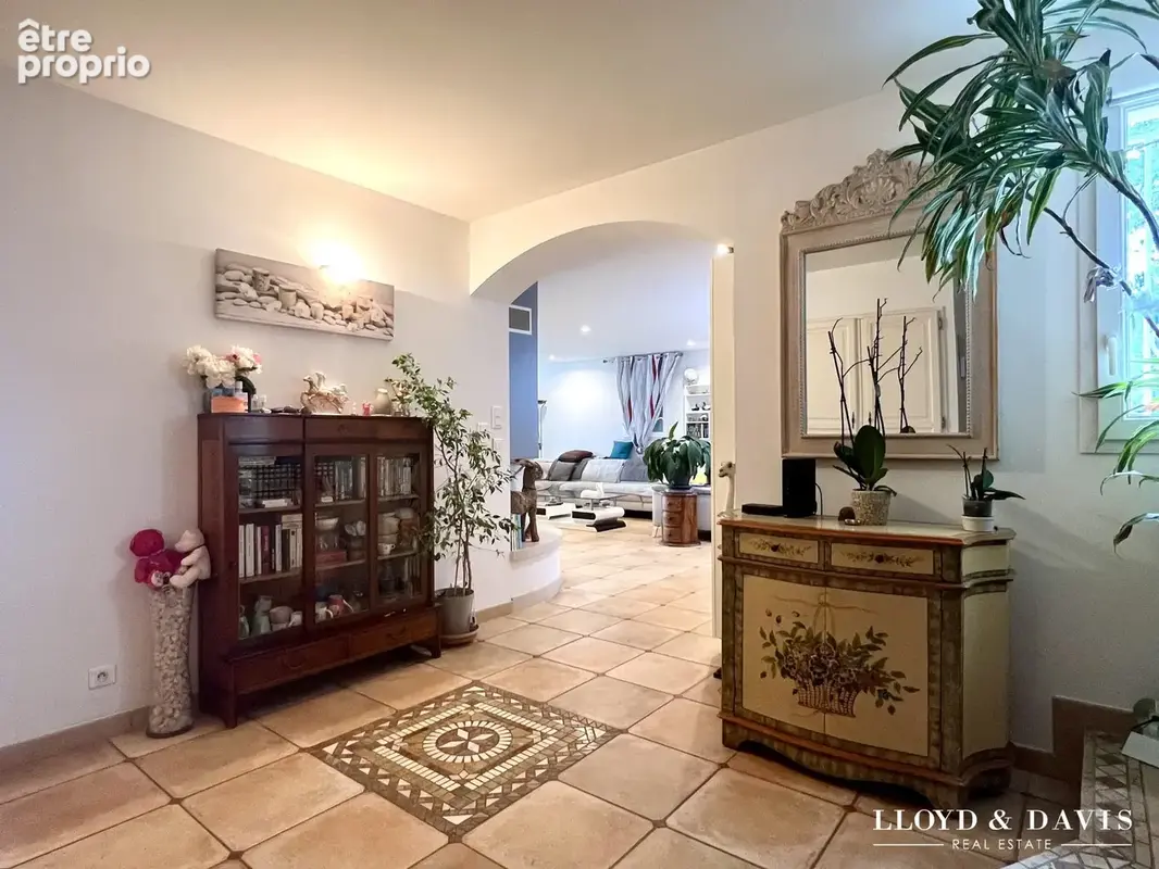 Maison 5 pièces 204 m² à vendre à Fayence (83440) - photo 3