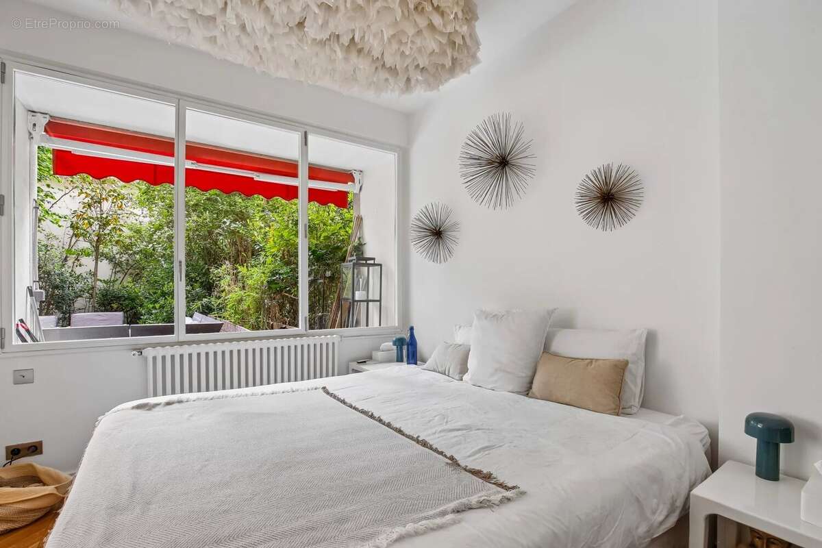 Appartement à NEUILLY-SUR-SEINE