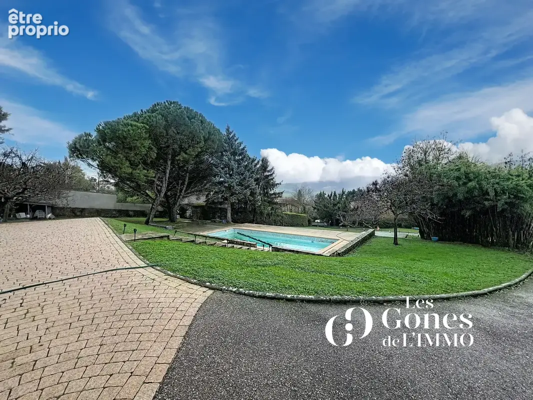 Appartement T6 de 186m2- Jardin - Piscine - photo 13