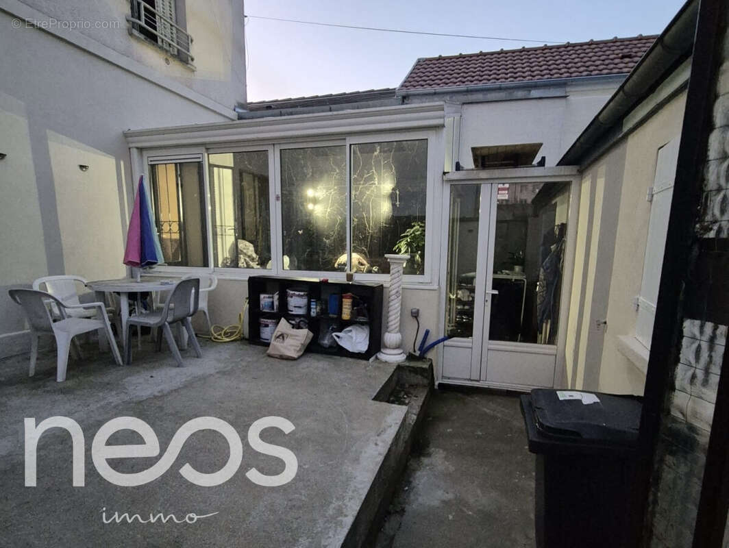 Appartement à SAINT-MAUR-DES-FOSSES