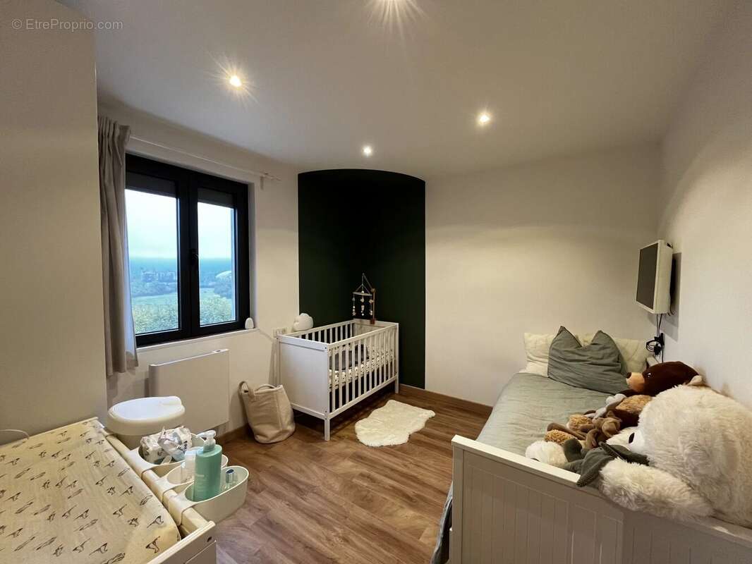 Maison à BOUVESSE-QUIRIEU