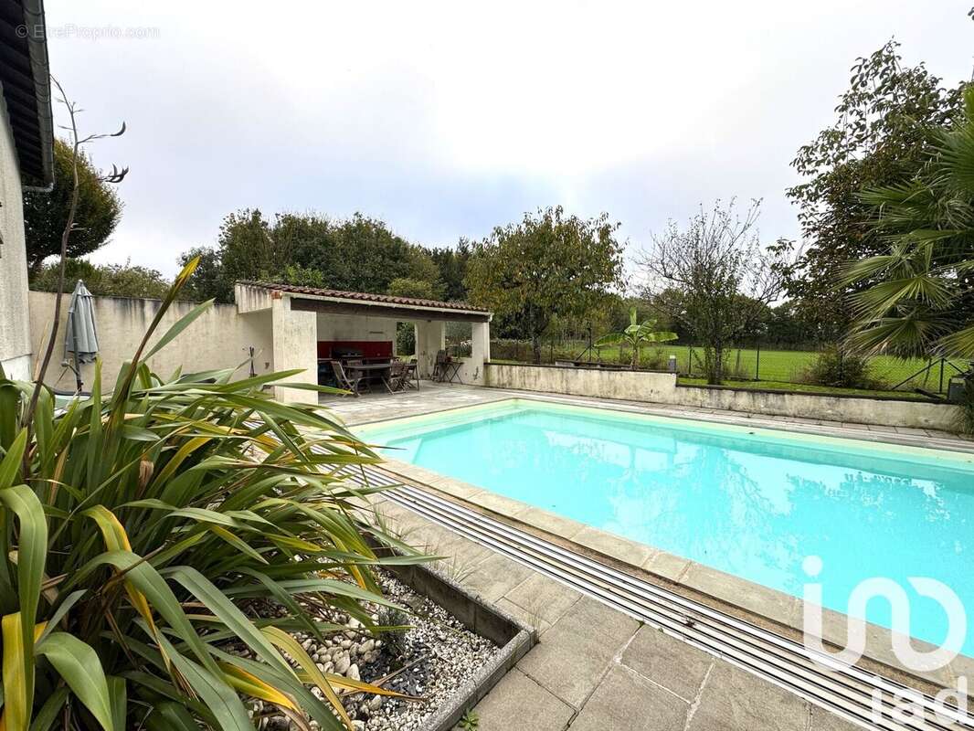 Photo 2 - Maison à FORS