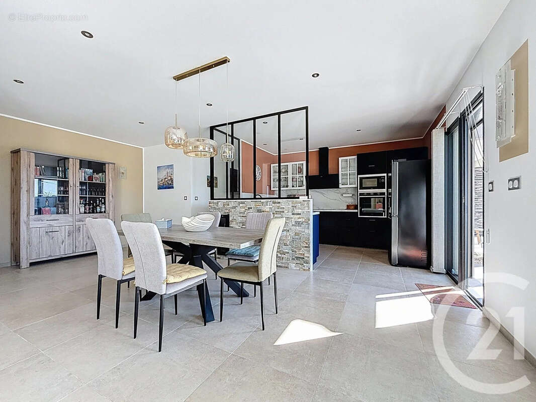 Maison à SANTA-LUCIA-DI-MORIANI