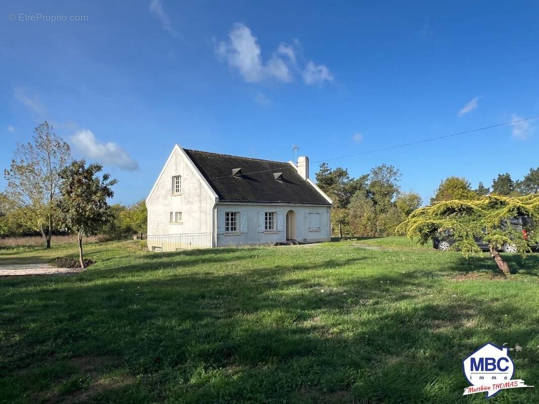 Maison à LA ROUXIERE