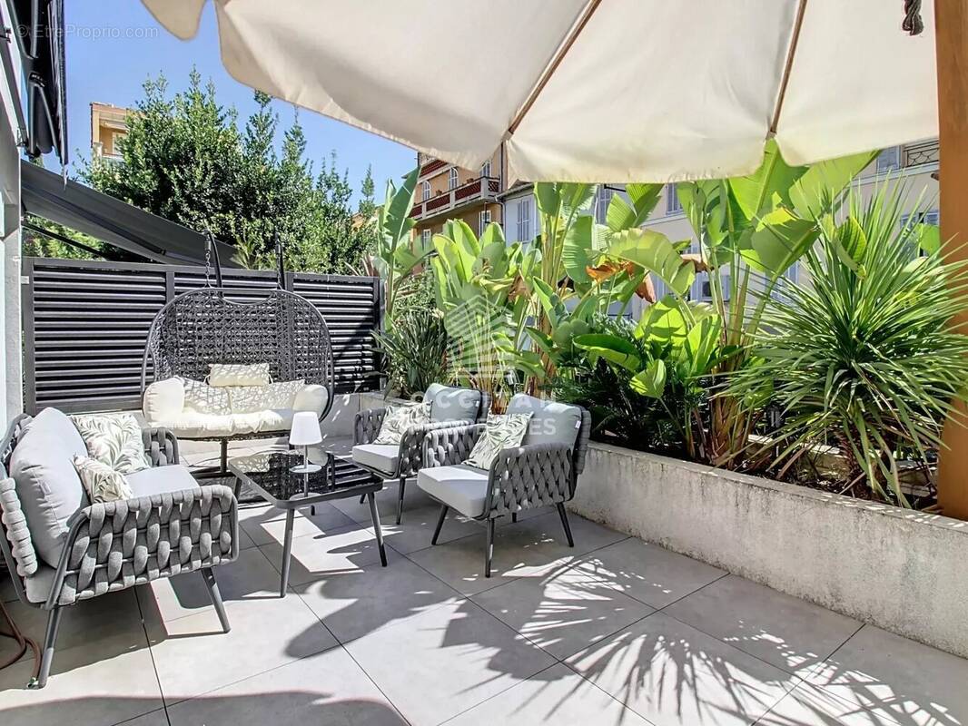 Appartement à CANNES