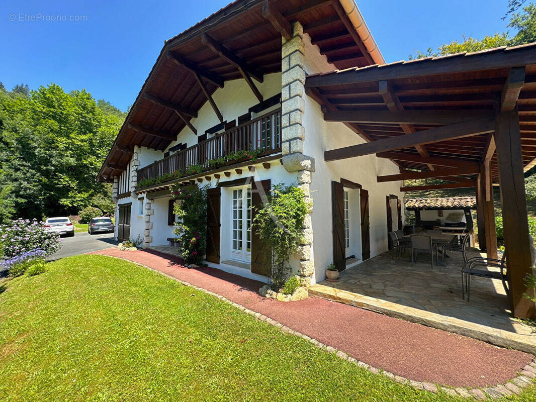 Maison à BIRIATOU