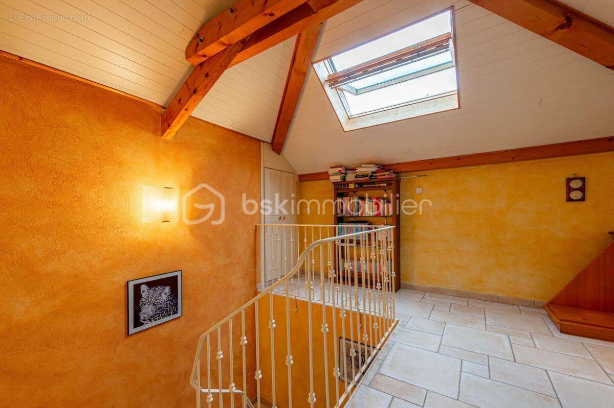 EXCLUSIVITE :  villa contemporaine 155 m2 + sous sol au calme et proche centre ville ALBERTVILLE - photo 16