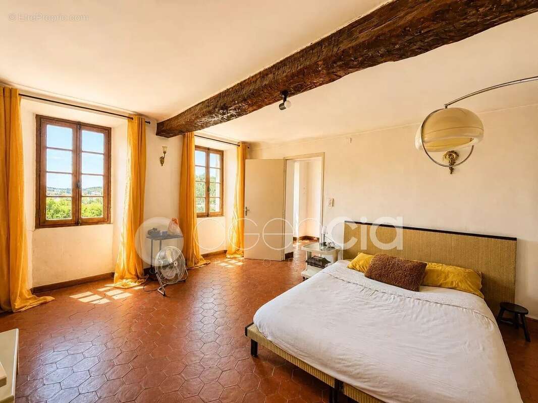 Plan de grasse  maison type mas provencal  232 m2 - photo 12