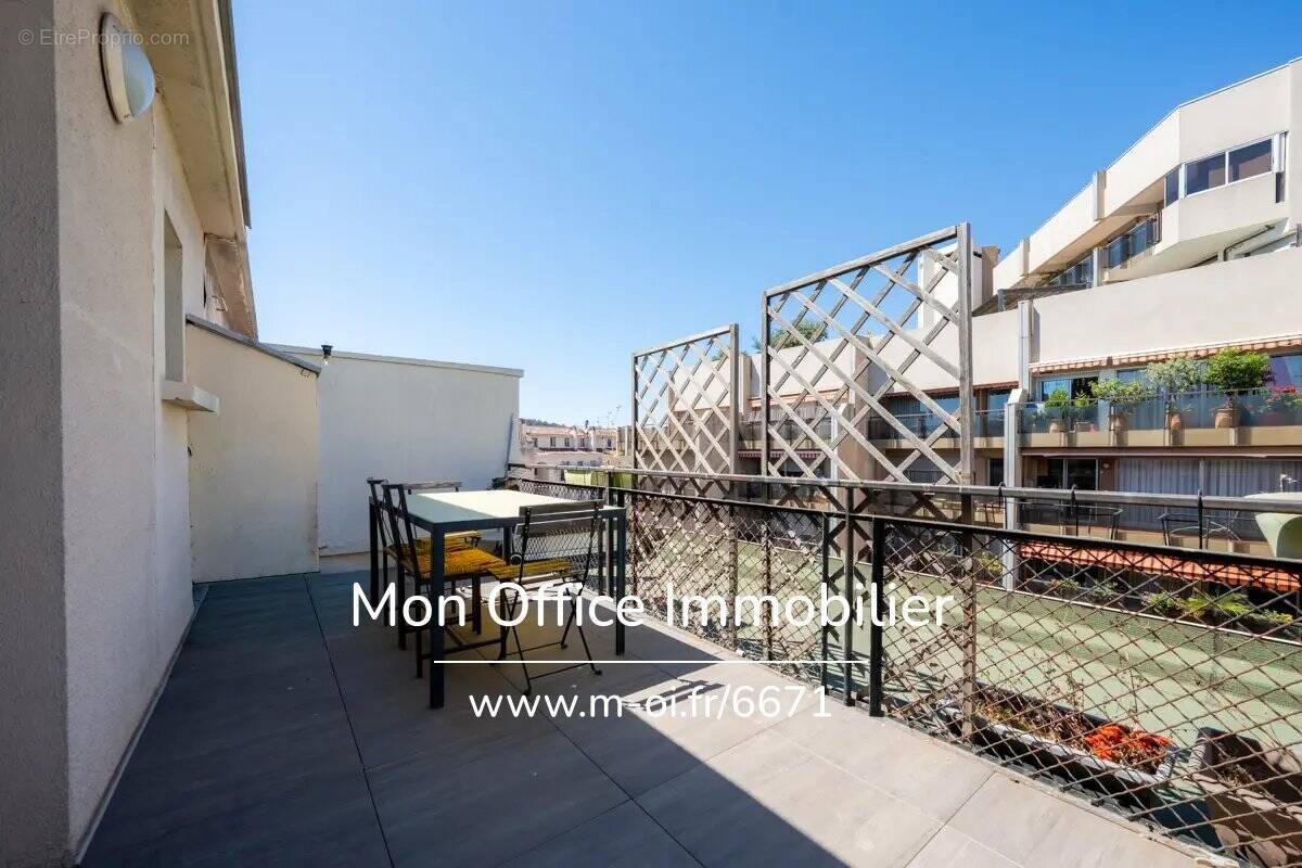 Appartement à MARSEILLE-6E