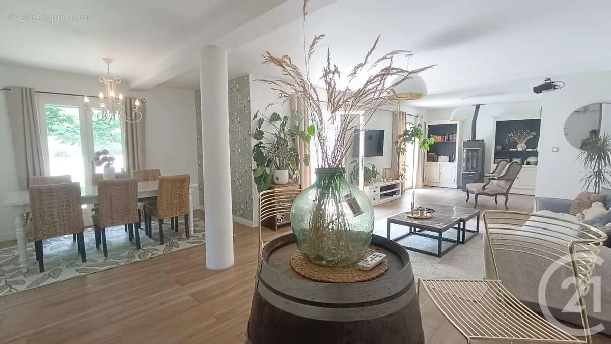 Maison à LA COLLE-SUR-LOUP