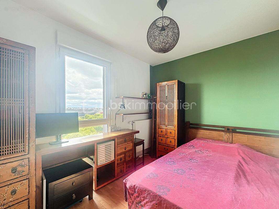 Appartement à IVRY-SUR-SEINE
