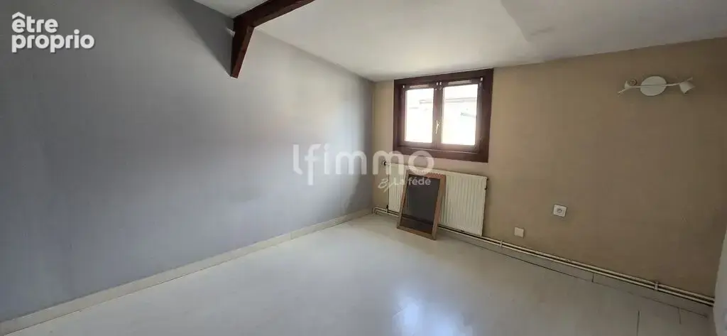 Ensemble immobilier avec commerce et logement à louer à Bapaume - photo 6