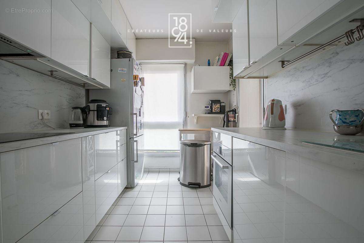 Appartement à MARSEILLE-8E