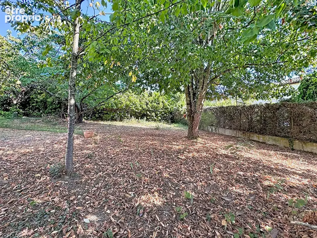 Terrain plat 807 m² - photo 2