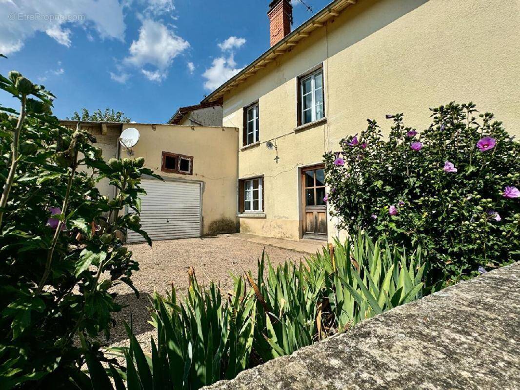 Maison à MATOUR