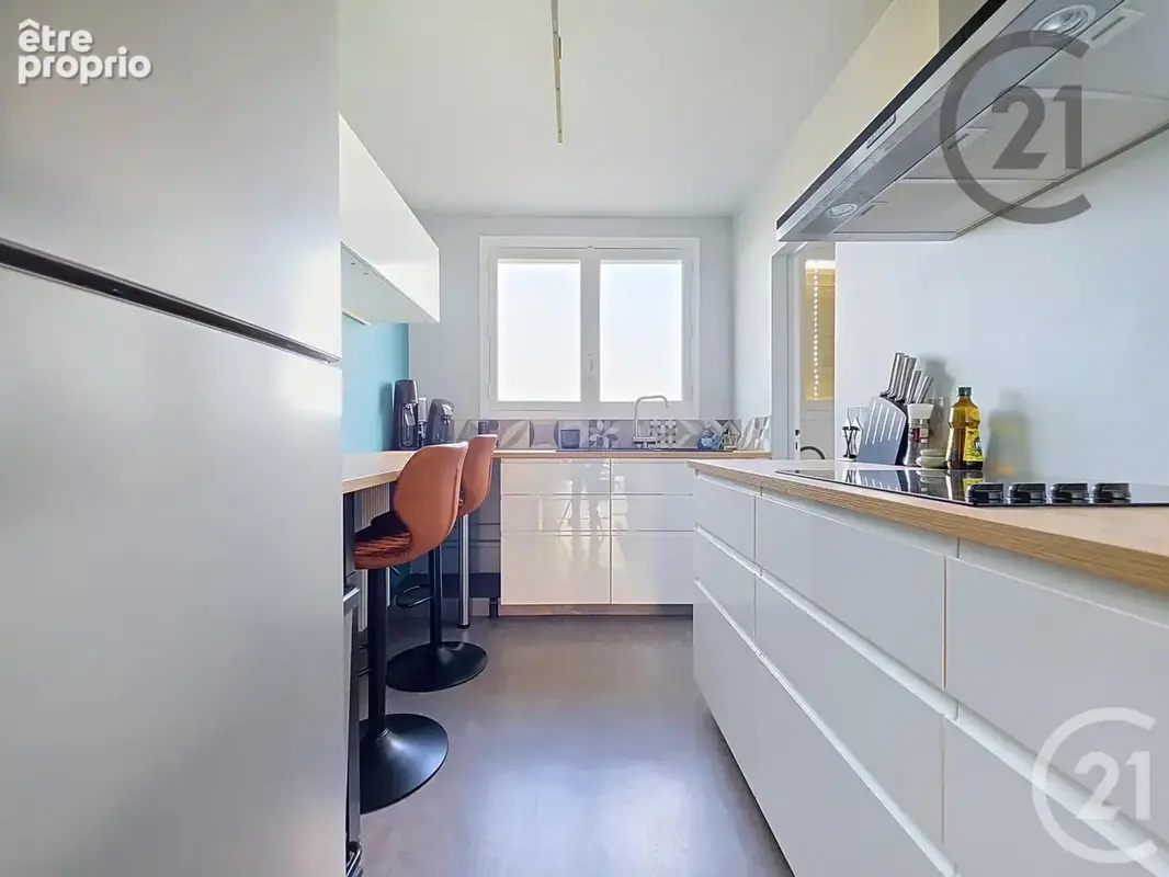 Appartement 4 pièces 74 m² à vendre à Saint-Andre-Les-Vergers (10120) - photo 4