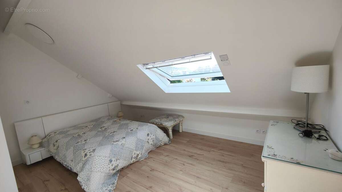 Maisonb 7 chambres plein bourg - photo 8