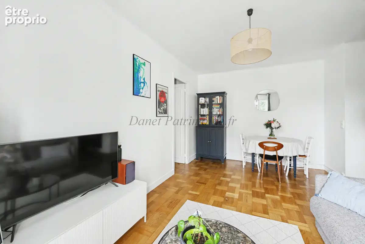 Agréable 3 pièces de 65 m² en parfait état avec balcon - photo 3