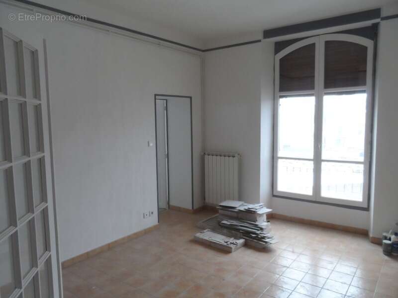 Appartement à NERIS-LES-BAINS