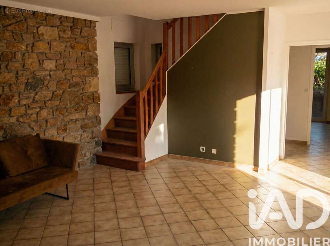 Maison 100 m² à Saint-Michel-En-Greve  - photo 5