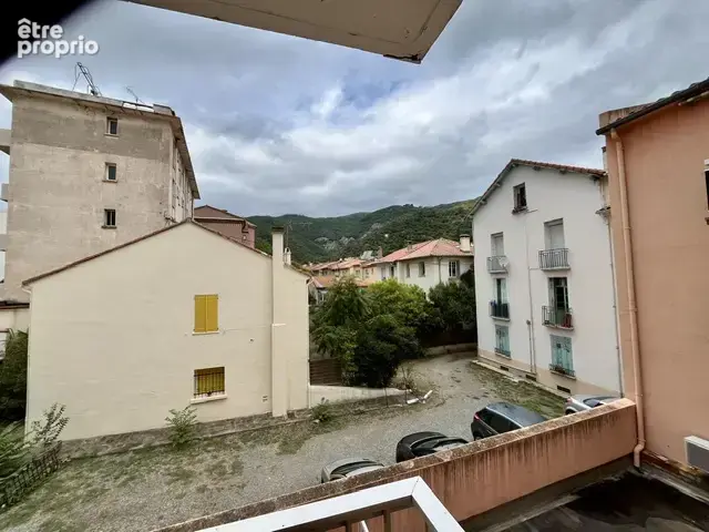 Appartement 86.50m2 avec garage au calme en plein coeur de ville avec un beau potentiel - photo 10