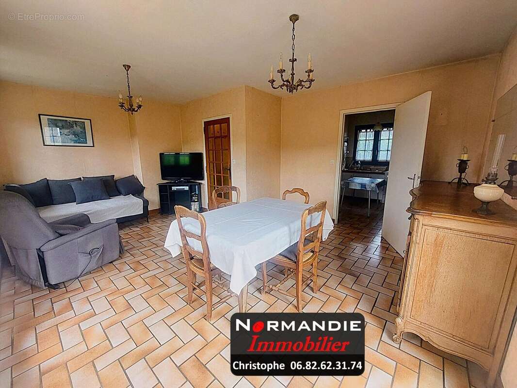 Maison à LILLEBONNE